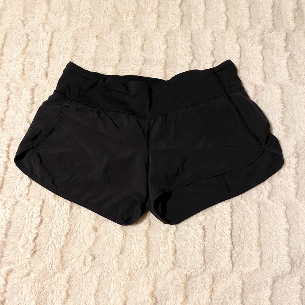 Lululemon speed shorts 2.5” size 4